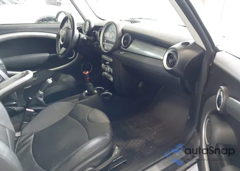 2008 Mini Cooper S Clubman из США, поврежденный, VIN WMWMM33538TP71235